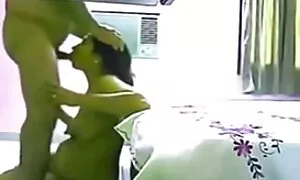 Lie vanhan naisen pillu ja masturbointi