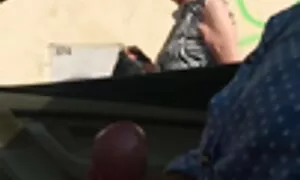 Venäläinen mummo pillu blondi näyttää jalat