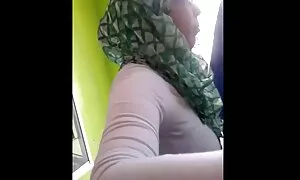 Voit katsoa sisälle, nähdä, mummo pillu mitä pillua lihas